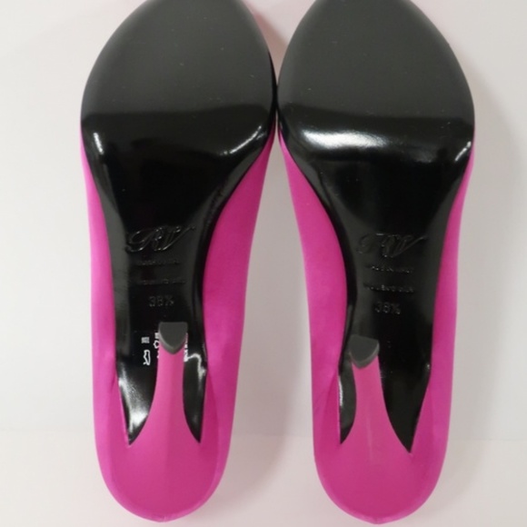 NEW Roger Vivier Pump Fuchsia Embellished Satin - Picture 7 of 8